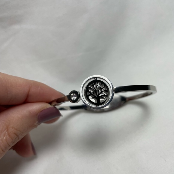 Tree of life cuff bracelet. Sterling silver. Brand new - Picture 2 of 3